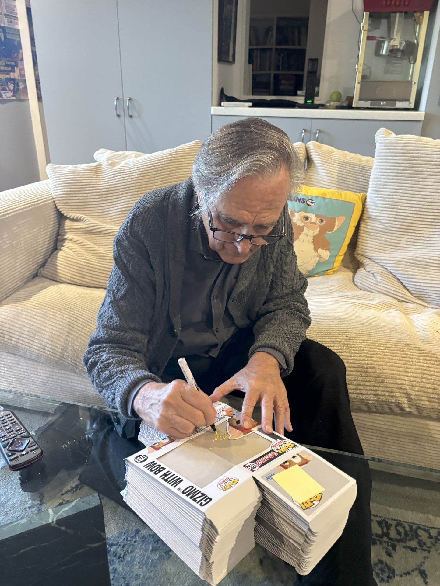 Joe Dante signed Gizmo with Bow Gremlins 2 Funko Pop! - White