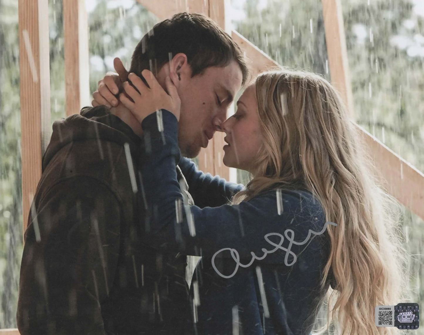 Amanda Seyfried signed 8x10 Dear John photo