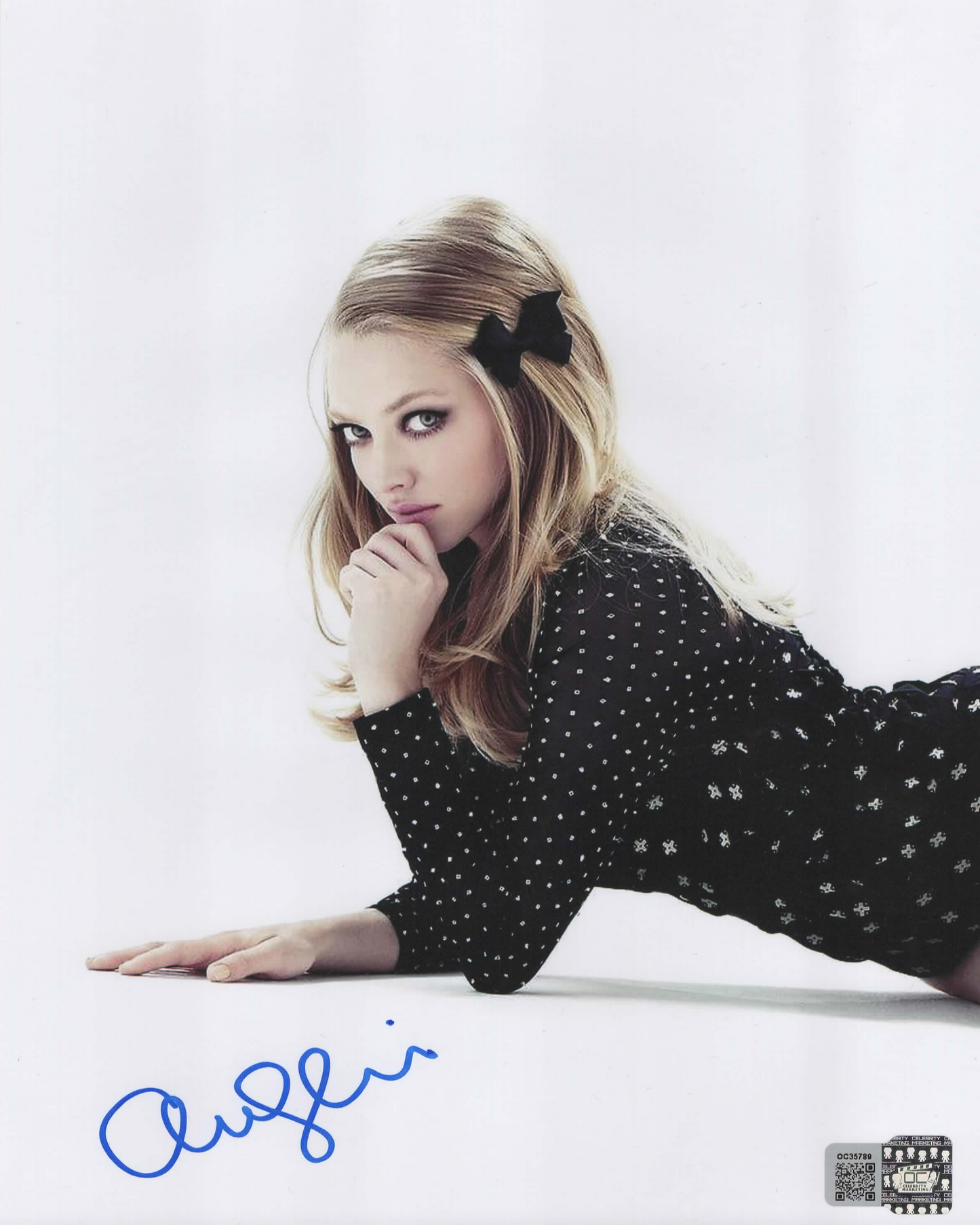 Amanda Seyfried signed 8x10 publicity photo 1F
