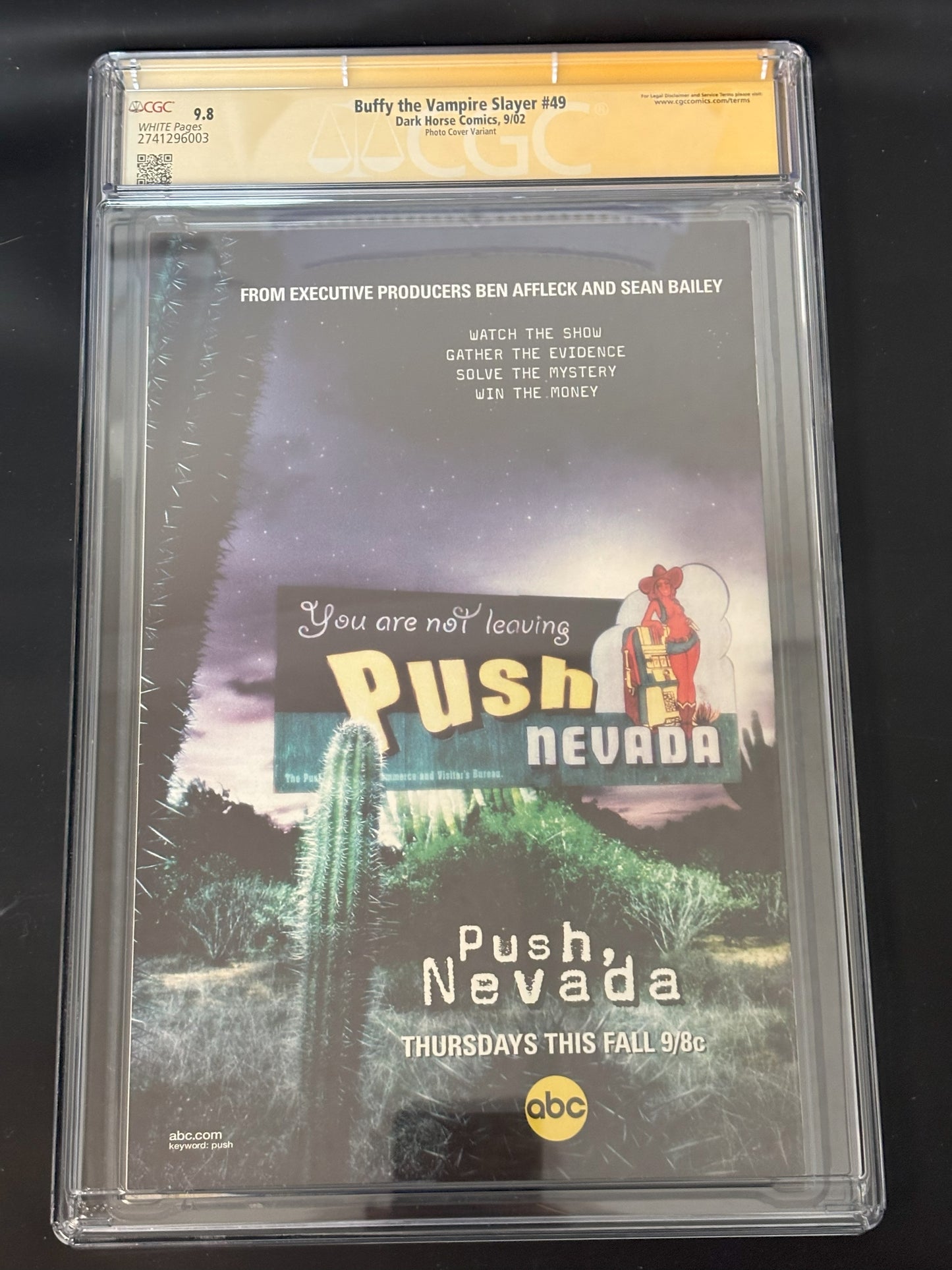 Sarah Michelle Gellar Autographed 2002 Buffy the Vampire Slayer #49 Cliff Richards & Will Conrad Art CGC SS 9.8