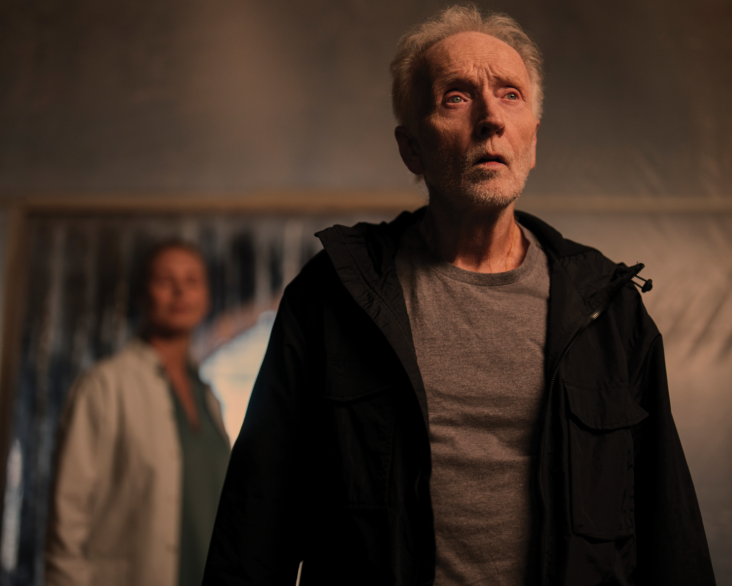 Tobin Bell Signed Jigsaw – Looking Up Scene Photo (8x10, 11x14) Pre-Order