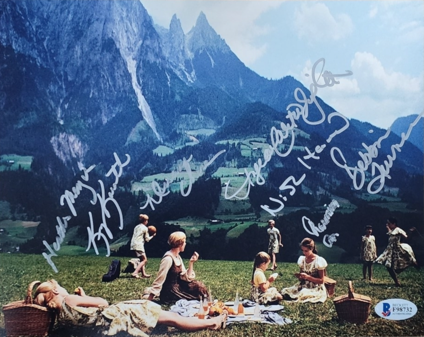 The Sound of Music Cast (7) signed 8x10 The Hills photo autographed Beckett LOA