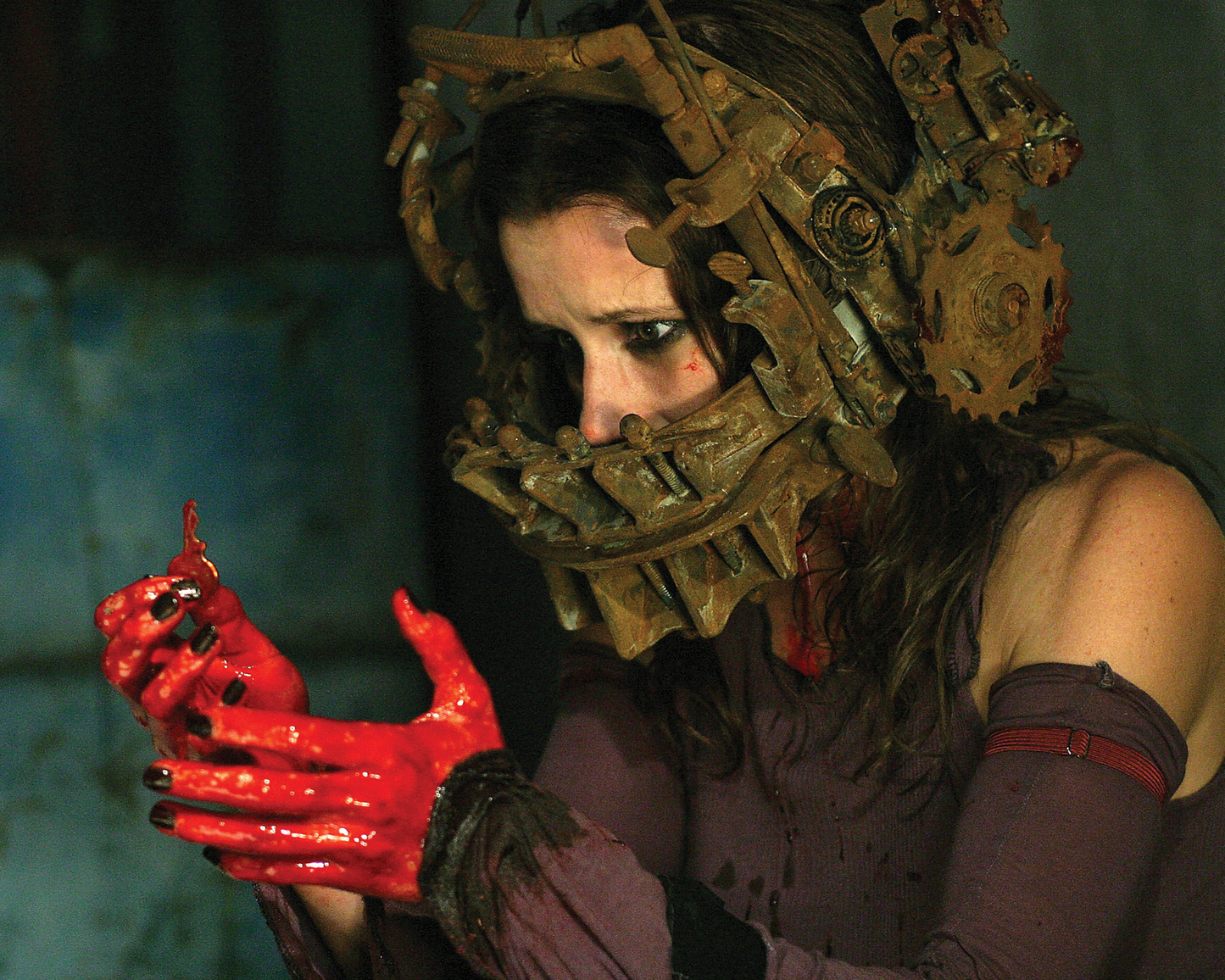 Shawnee Smith Signed Amanda Reverse Bear Trap – Blood Hands Scene Photo (8x10, 11x14) Pre-Order