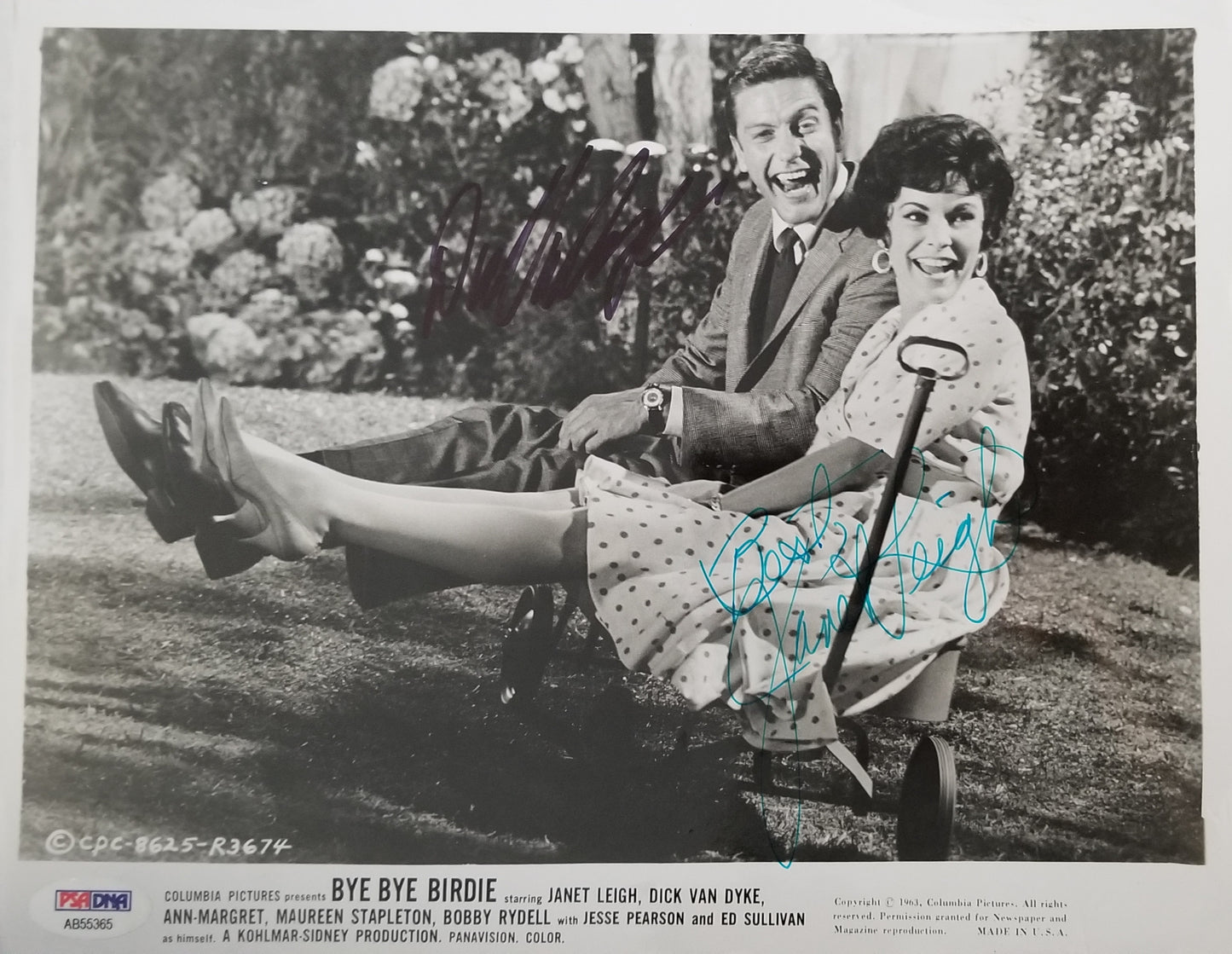 Dick Van Dyke and Janet Leigh signed Black and White Bye Bye Birdie Photo -Blue/Black