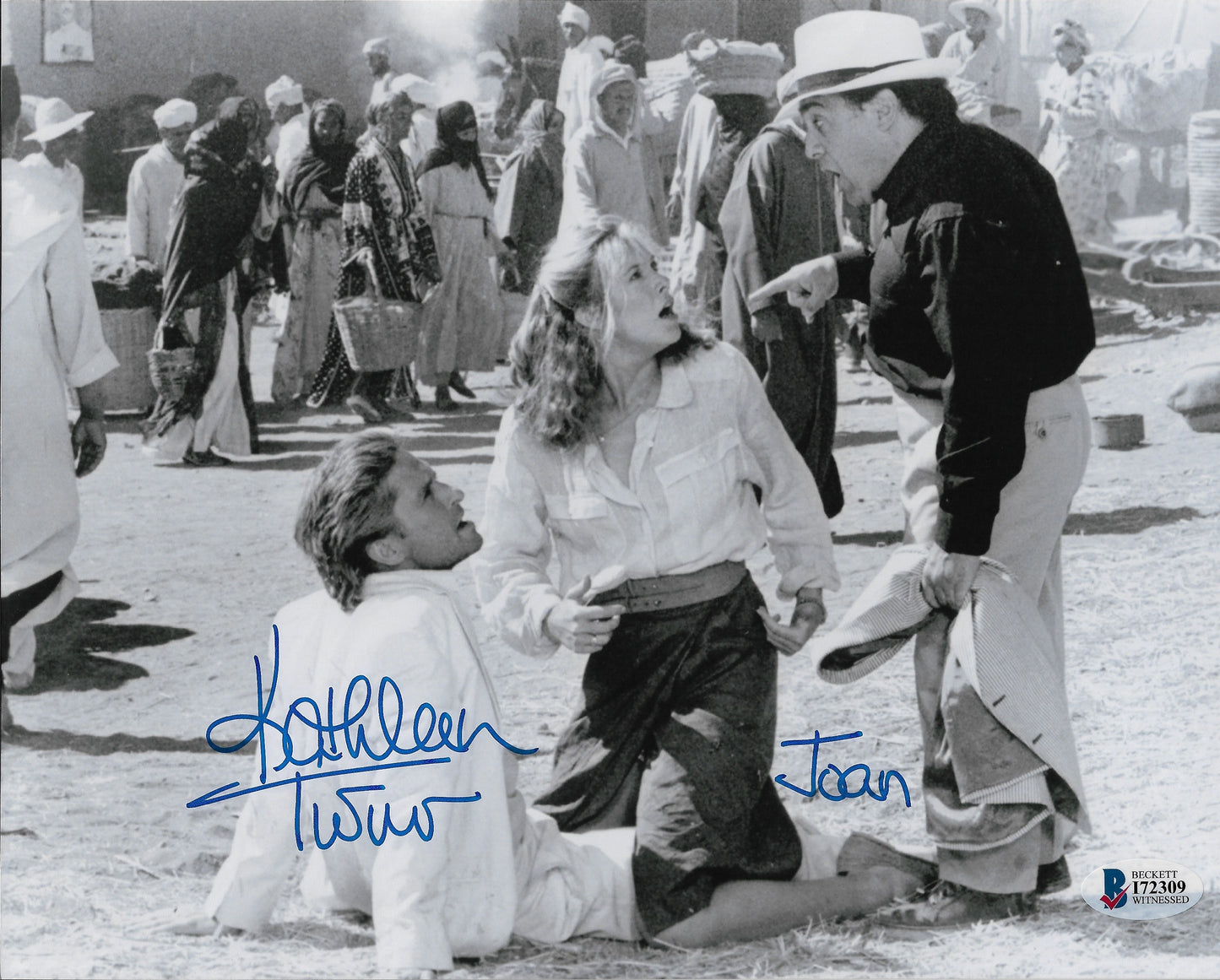 Kathleen Turner signed and inscribed "Joan" 8x10 the Jewel of the Nile Photo Image#3