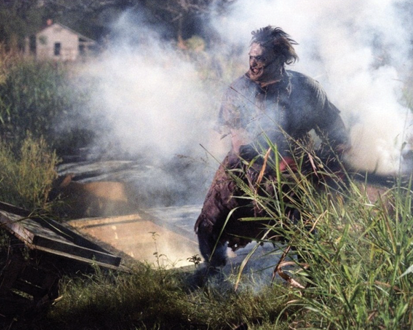 Andrew Bryniarski signed The Texas Chainsaw Massacre Image #5 (8x10) Pre-Order