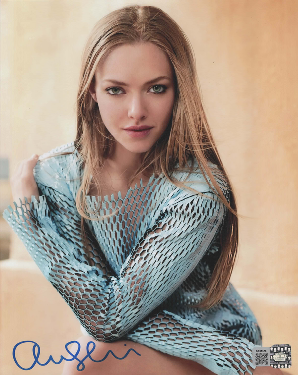 Amanda Seyfried signed 8x10 publicity photo 1C