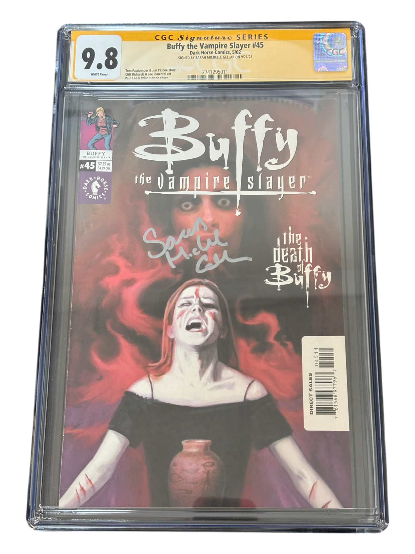 Sarah Michelle Gellar Autographed 2002 Buffy the Vampire Slayer #45 Paul Lee & Brian Horton Cover Variant  CGC SS 9.8