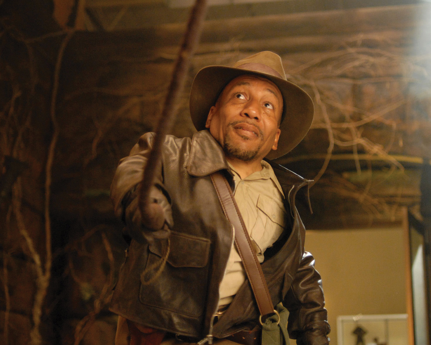 Tony Cox Signed Disaster Movie Indiana Jones Image (8x10, 11x14) Pre-Order