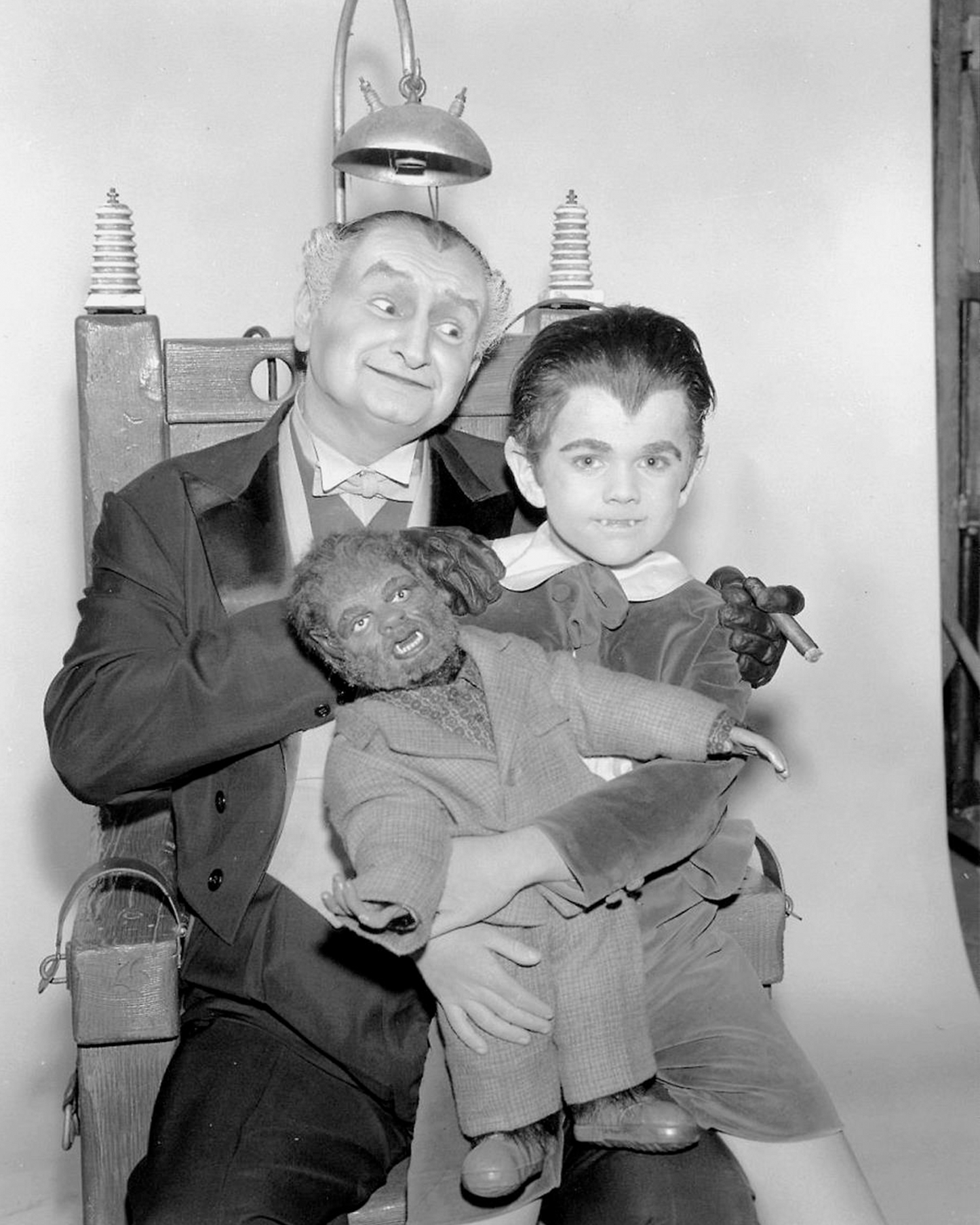 Butch Patrick Autograph Pre-Order – The Munsters Eddie Munster 8x10 Photo Image #6