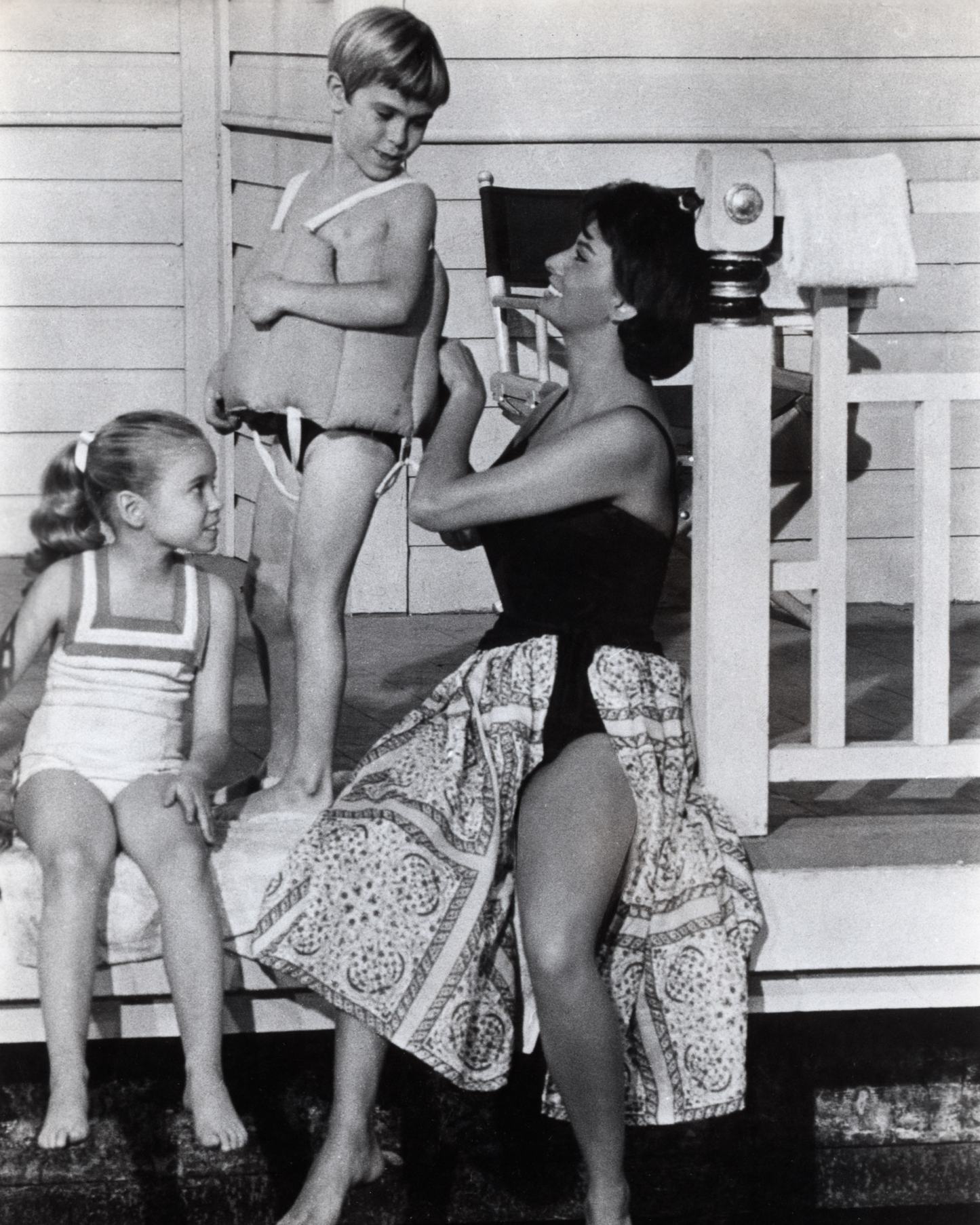 Mimi Gibson Autograph Pre-Order –  Houseboat Elizabeth Winters Photo Image #4 (Pre-Order)