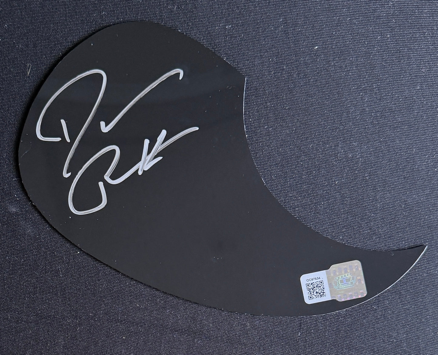 Darius Rucker signed Guitar Pick Guard