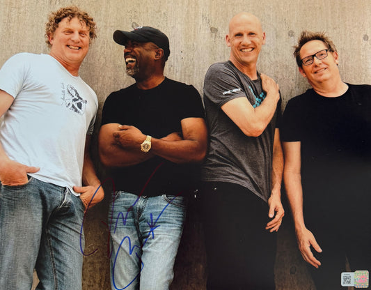 Darius Rucker signed 11x14 Photo D
