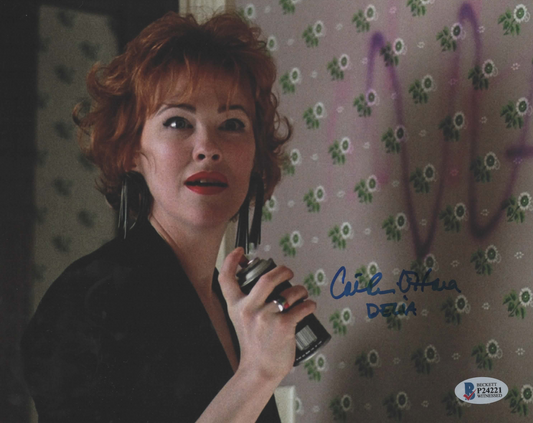 Catherine O'Hara signed 8x10 Beetlejuice Delia photo