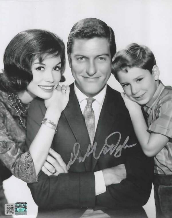 Dick Van Dyke signed 8x10 Dick Van Dyke Show Photo B