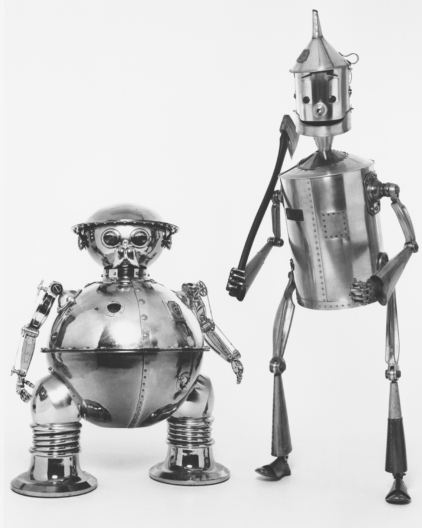 Deep Roy Signed Tin Man Image #2 (8x10, 11x14) Pre-Order