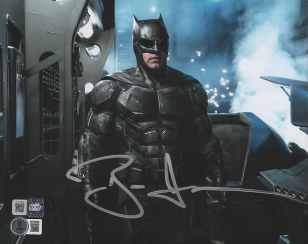 Ben Affleck signed Batman 8x10 Photo - C